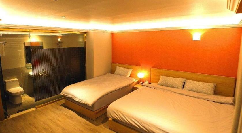 Jeju Sejong Hotel מראה חיצוני תמונה