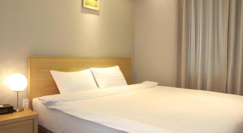Jeju Sejong Hotel מראה חיצוני תמונה