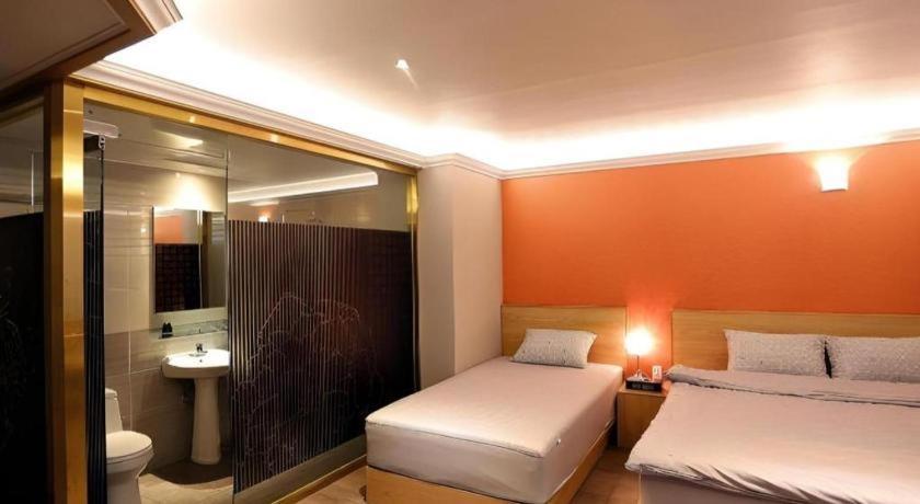 Jeju Sejong Hotel מראה חיצוני תמונה